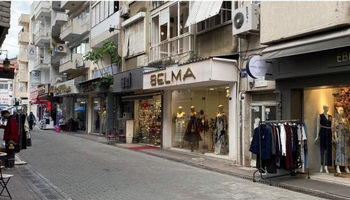 KARŞIYAKA ÇARŞI HİLMİ ZİYA APAK SOKAĞI KARŞIYAKA ÇARŞI HİLMİ ZİYA APAK SOKAĞI
